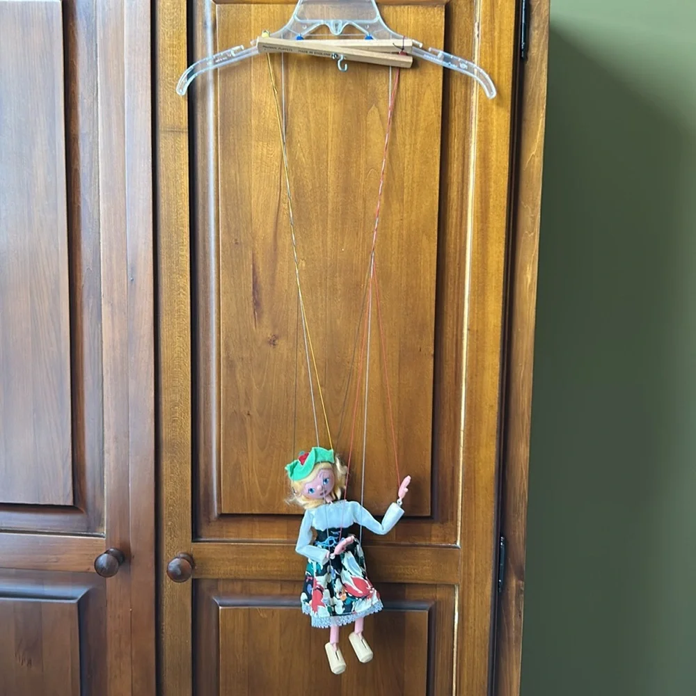 Vintage Pelham Puppet Marionette Toy - Mitzi - Picture 2 of 16